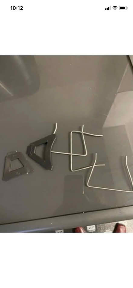 Photo of free Plate/phoyo stands (Hopgrove lane north yor32 9TF) #1