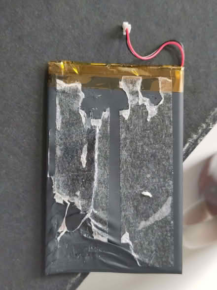 Photo of free 3.7V 3350mAh lithium battery (St Ives PE27) #3