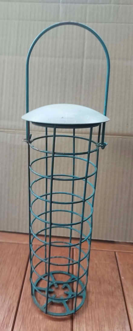 Photo of free Suet feeder with cover (Malvern Link WR14) #1