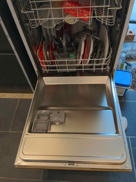 Photo of free Lamano dishwasher available NOW (Tingley, Leeds/wakey WF3) #2