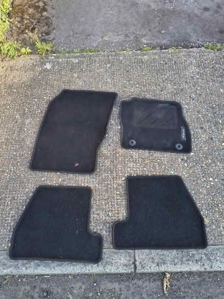 Photo of free MK3 Ford Focus Car Mats (CT2) #2