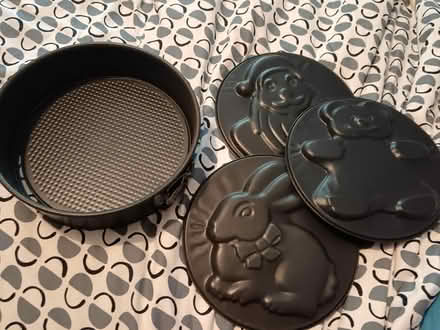Photo of free Cake Tin (CT2) #1