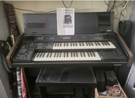 Photo of free Technics electric organ (Forest Gate E7) #1