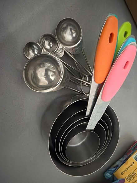 Photo of free Measuring cups and spoons (Central Fremont) #1