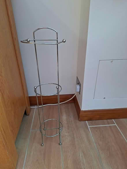 Photo of free Free standing toilet roll holder (Bognor (Town centre) PO21) #1