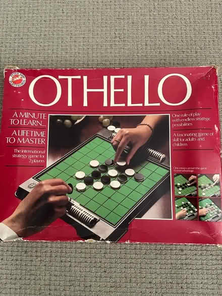 Photo of free Othello board game (Edenbrook GU51) #1