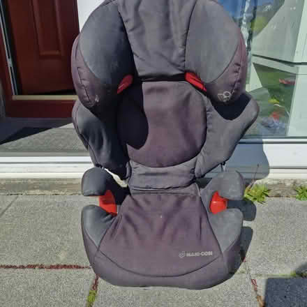 Photo of free Childscar seat Maxicosi (Stillorgan/Kilmacud) #1