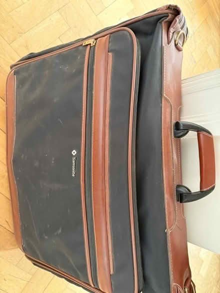 Photo of free Samsonite suit carrier (Formby L37) #1