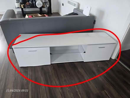 Photo of free TV benches (B1 2PE) #1