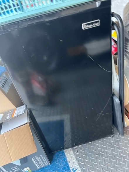 Photo of free Mini fridge, plastic planters (Millsmont/Seminary) #1