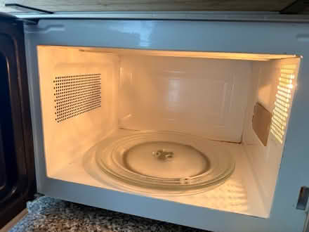 Photo of free Microwae (Wivenhoe CO7) #4