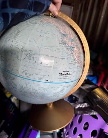 Photo of free Globe (Seaforth) #1