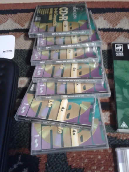 Photo of free collection of bits (see images) (Lower Earley RG6) #2