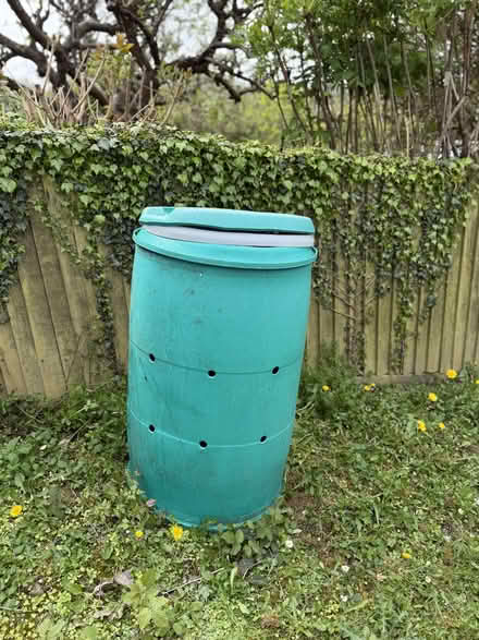 Photo of free Composting bin (bottomless) (Hollingbury BN1) #2