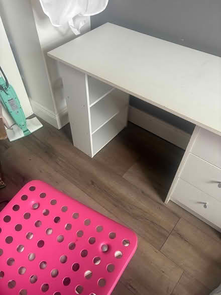 Photo of free Desk and chair (Ringsend Dublin 4) #3