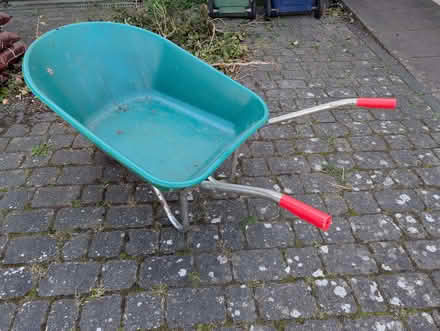 Photo of free Wheelbarrow (Oxford OX4) #3