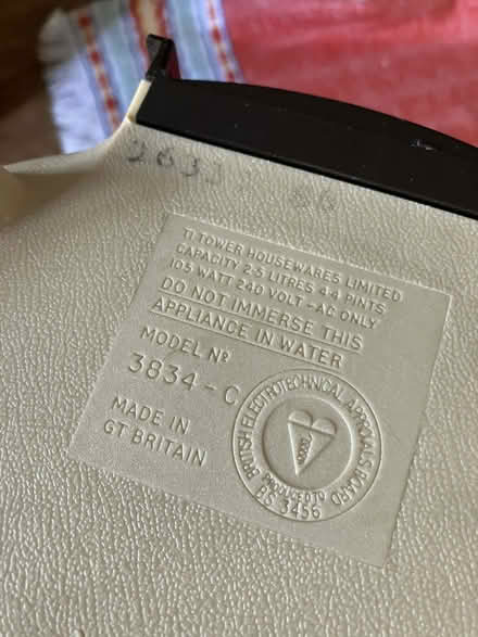 Photo of free Slow cooker - vintage (Goffs Oak EN7) #1