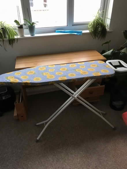 Photo of free Iron board (HR4) #1