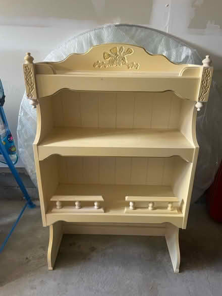 Photo of free Vintage wooden shelf (Kennedy/16th in Markham) #1