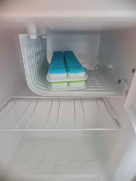 Photo of free Working under counter /mini fridge (SO19) #3