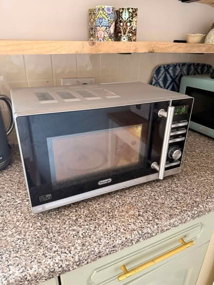 Photo of free Microwae (Wivenhoe CO7) #1