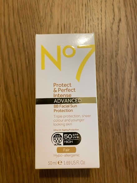 Photo of free No.7 50SPF Facial Sun Protection (CT11 9) #1