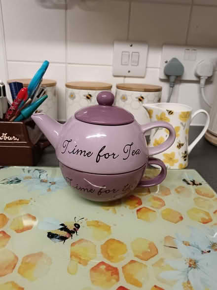 Photo of free Tea For One Teapot And Cup (CT2) #1