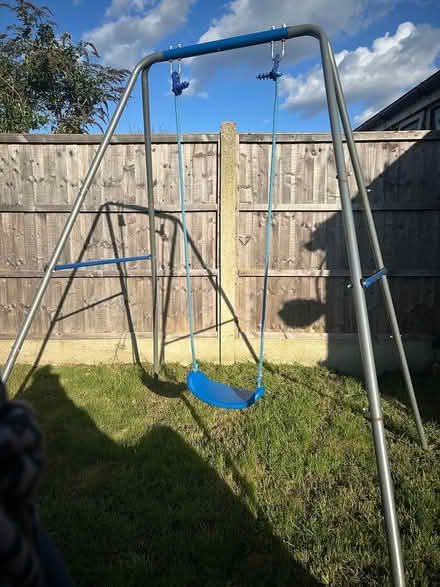 Photo of free Kids swing (Hoddesdon EN11) #1