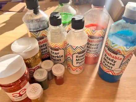 Photo of free Ready mixed poster paint & glitter (Godalming) #1