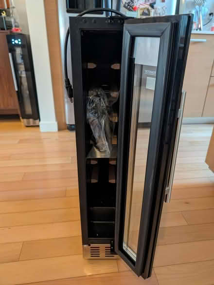 Photo of free Small Wine Refrigerator- loud motor (North Hollywood Arts District) #2