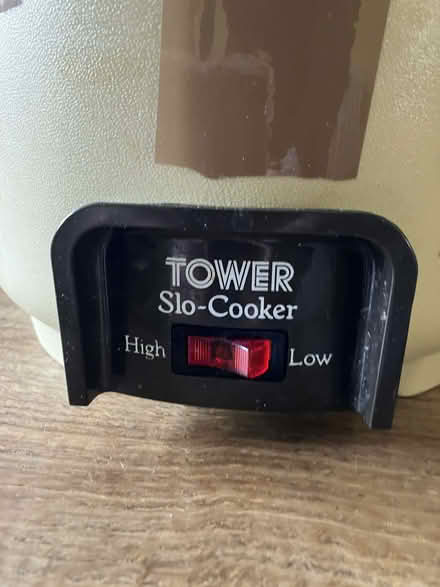 Photo of free Slow cooker - vintage (Goffs Oak EN7) #2