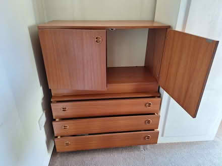 Photo of free Cupboard and drawers (Navenby LN5) #1