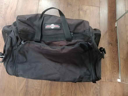 Photo of free American tourister duffle bag (Friern Barnet, N11) #3