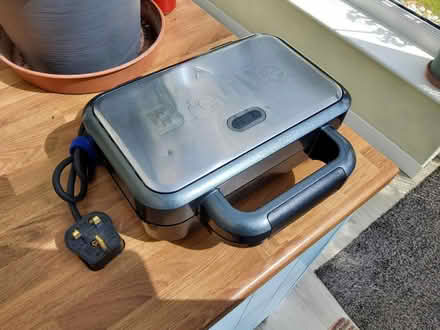 Photo of free Breville toaster maker (Ivybridge PL21) #1