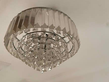 Photo of free Chandelier light (E11) #1