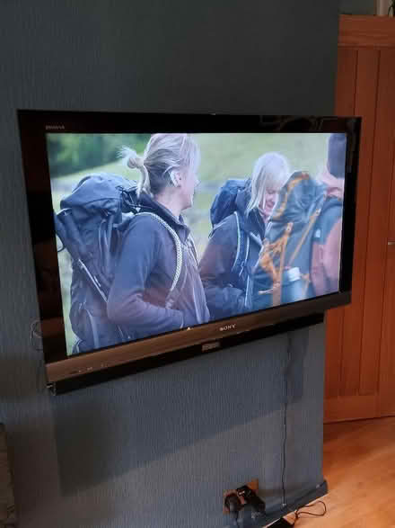 Photo of free 40" Sony Wall TV with fixing (Stone Cross BN23) #1