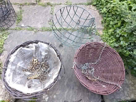 Photo of free Hanging baskets (Sutton Courtenay OX14) #1