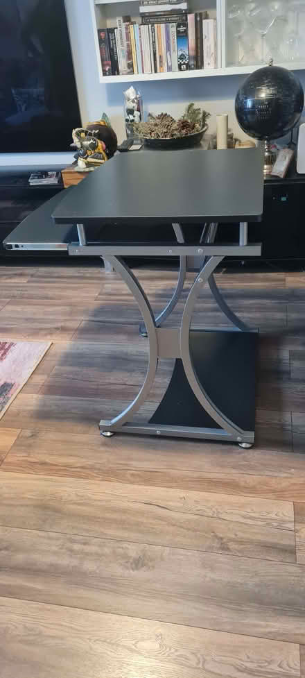 Photo of free Compact Desk with pull out-shelf. W 70.5 cm x D 55.5 cm (Stroud Green N4) #3