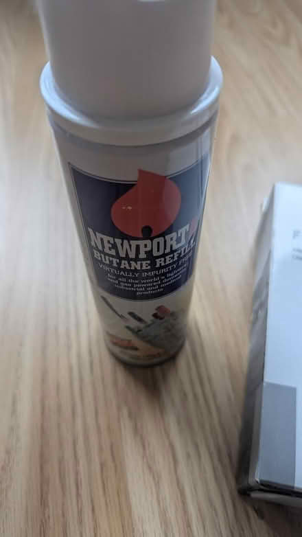 Photo of free Kitchen torch with butane (Southwark) #1