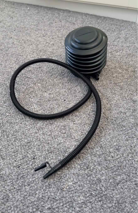 Photo of free Foot Pump (West Ealing (W13)) #1