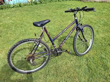 Photo of free Raleigh Enigma Mountain Bike Women 10 Speed (Kings Sutton OX17) #1