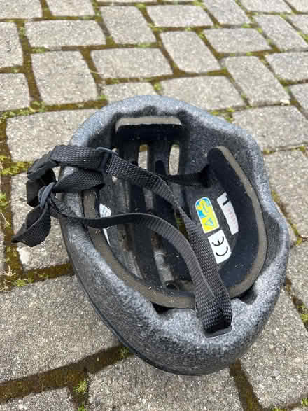 Photo of free Cycle Helmet (BA2) #2