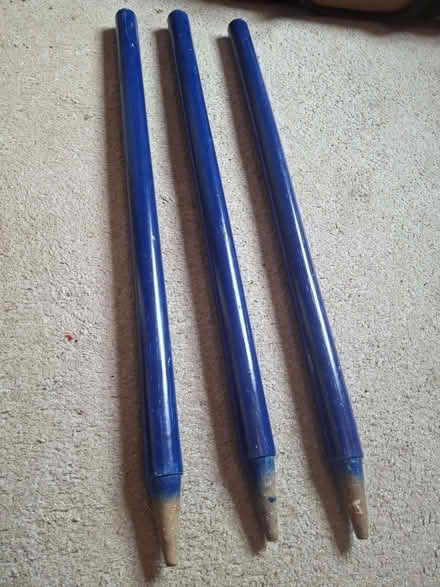 Photo of free Cricket stumps full size 28" (Horsted Keynes RH17) #1