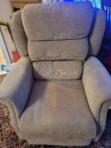 Photo of free Sit to Stand Reclining Chair (Lodgevale Estate LL14) #1