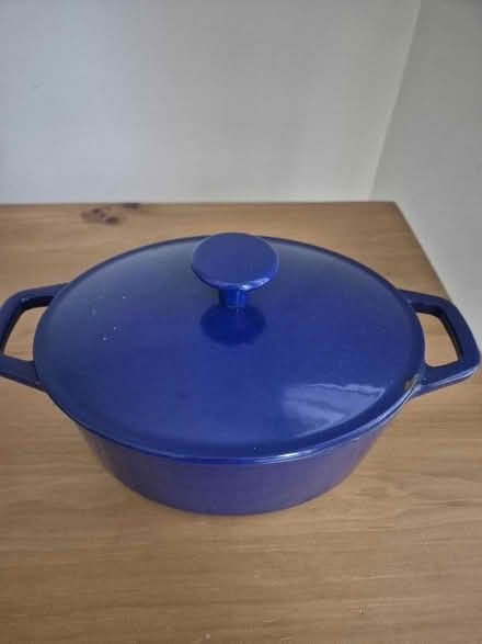 Photo of free Heavy casserole/serving dish (Waddon CR0) #2