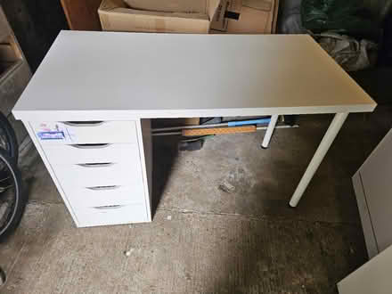 Photo of free Large kids desk with draws (Kingston KT2) #1