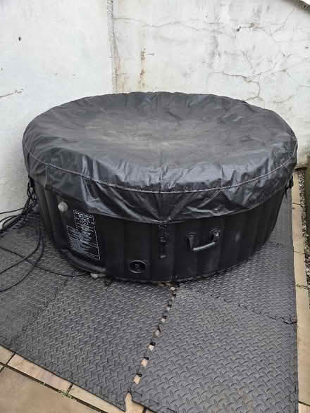 Photo of free Inflatable Hot Tub (Llanelli SA15) #3
