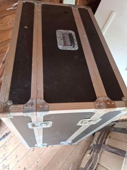 Photo of free Flight case (Erdington B235HA) #2