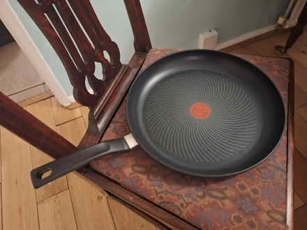 Photo of free 34 cm Tefal frying pan (Sidney Street, OX4) #1
