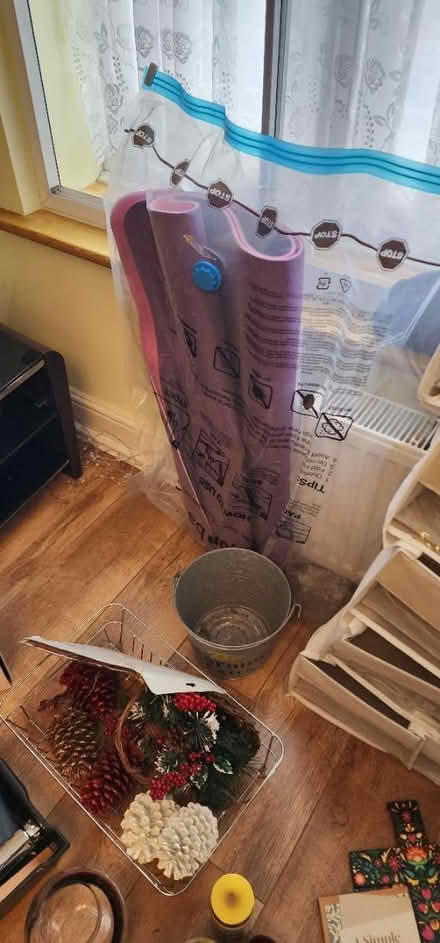 Photo of free Various items (N20ph) #2